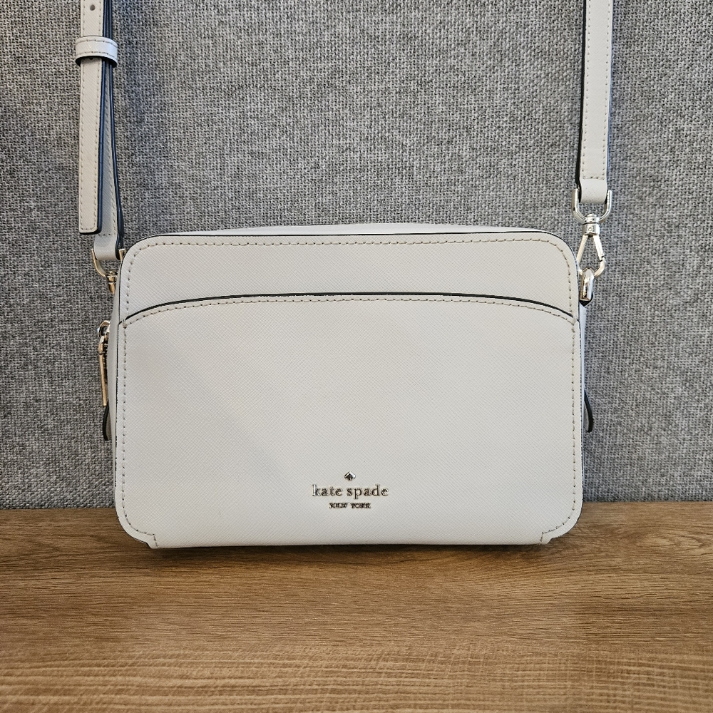 Kate spade Lauryn White Camera Crossbody Bag Like New